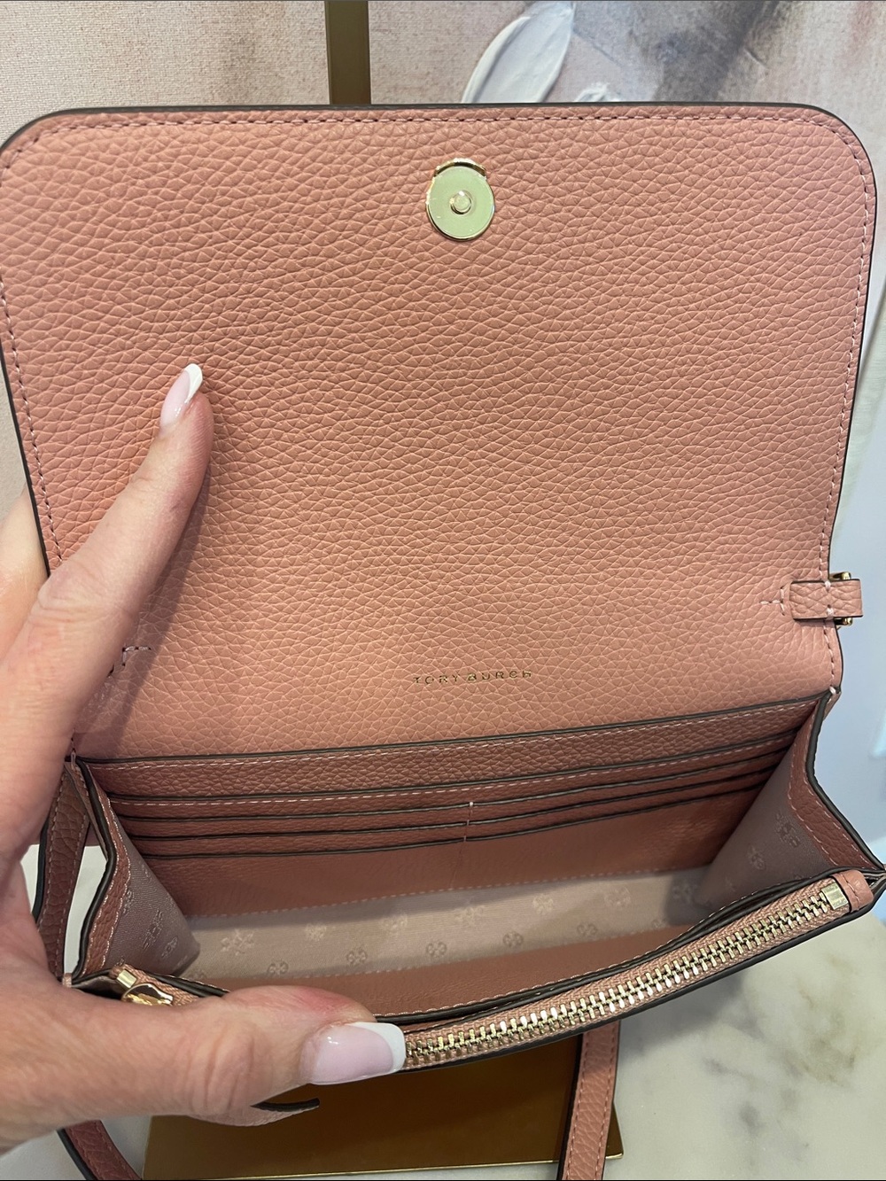 NWT Tory Burch Thea Flat Wallet Crossbody in Pink - Picture 6 of 6